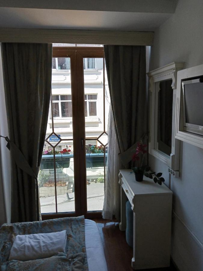 La Petite Maison Hotel Istanboel Buitenkant foto